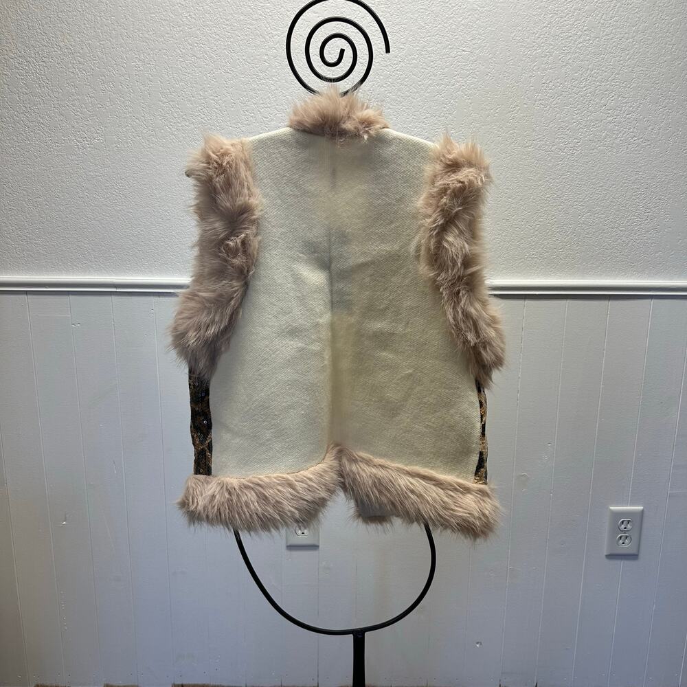 NWT, Women’s One-Size Leopard Sequin Faux Fur Trim Vest, K643 - Picture 10 of 14